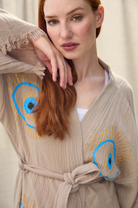 Sand Nazar Kimono – Musselin-Kimono in Sand mit Nazar-Motiv