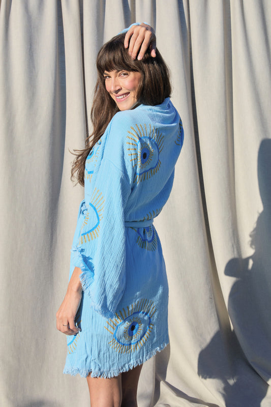 Short Himmelblau Nazar Kimono – kurzer Musselin-Kimono in Himmelblau mit Nazar-Print