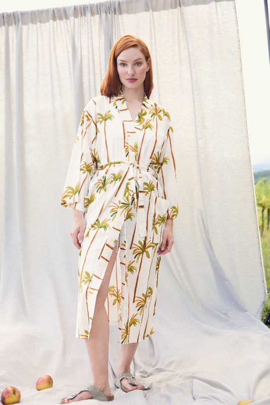 Palm Springs Kimono Weiß – Kimono aus Baumwolle mit Palmen-Print in Weiß