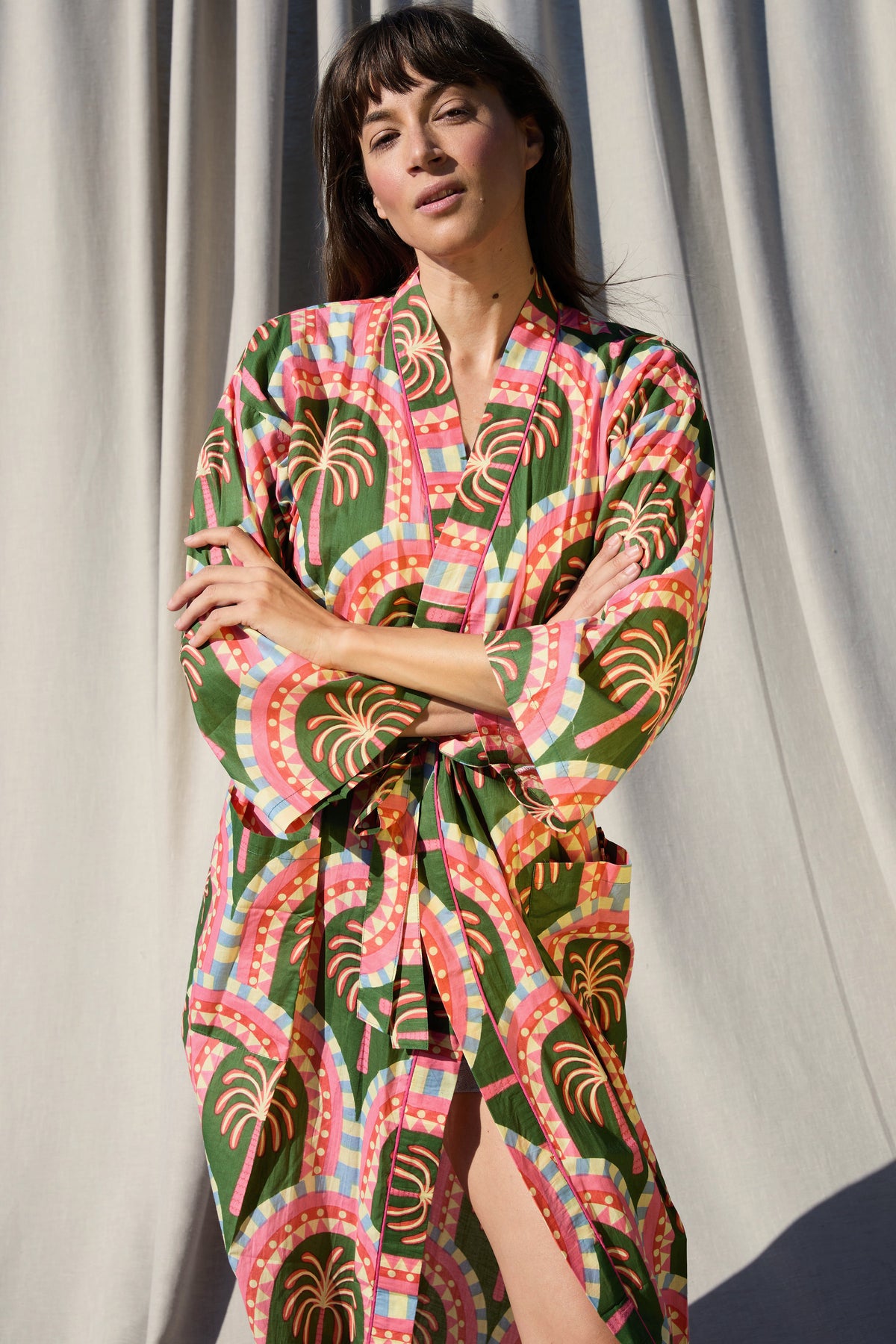 Havana Kimono – Kimono aus Baumwolle in Olivgrün mit Palmen-Print