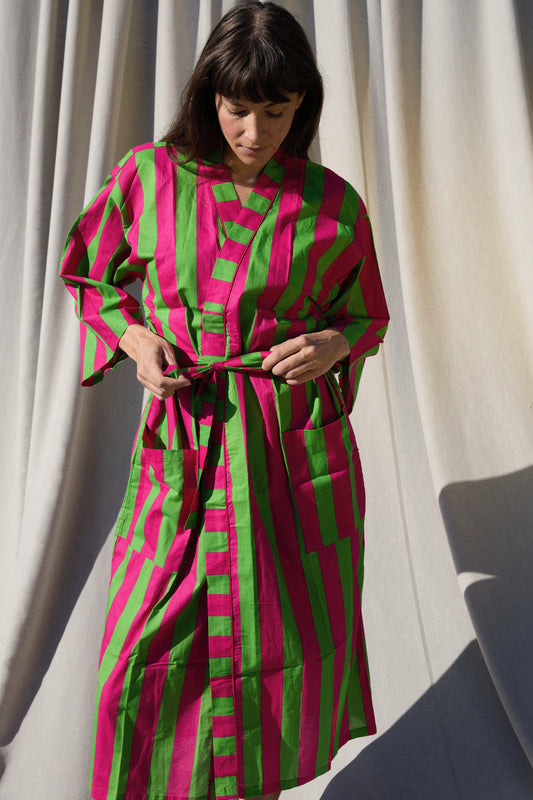 Pink Matcha Kimono – Kimono aus Baumwolle mit Streifen in Pink und Grün